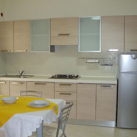 Residence Cleo Llido Degli Estensi Bagian luar foto