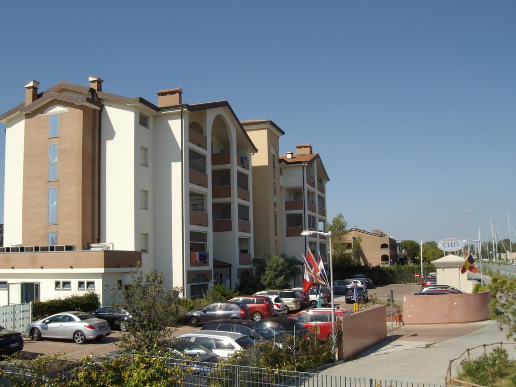 Residence Cleo Llido Degli Estensi Bagian luar foto