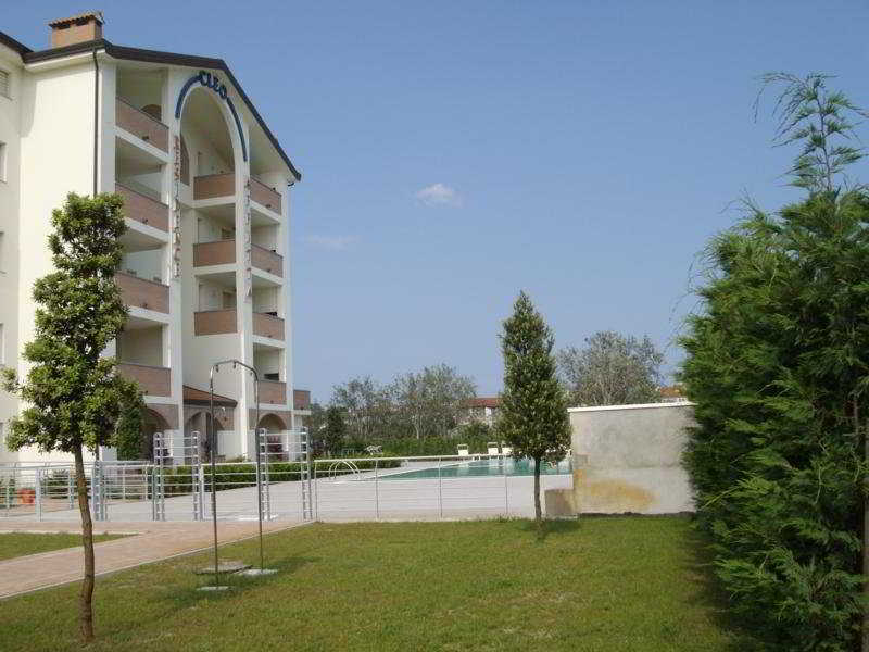 Residence Cleo Llido Degli Estensi Bagian luar foto