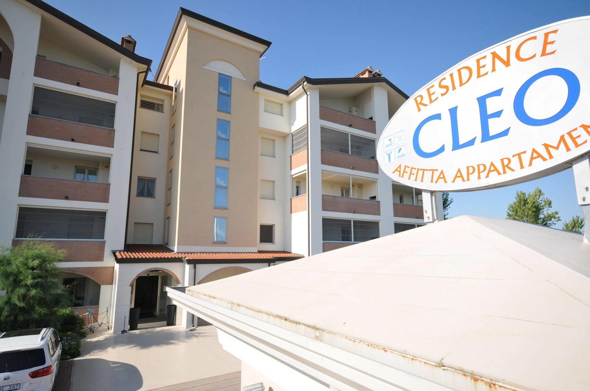 Residence Cleo Llido Degli Estensi Bagian luar foto